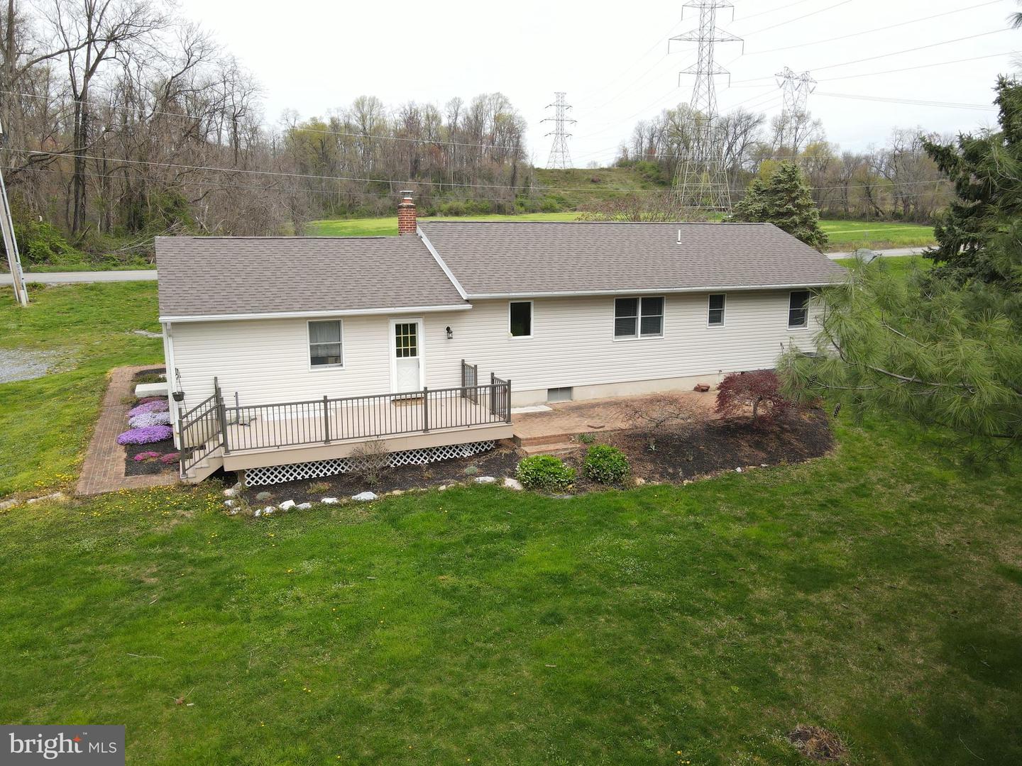 1323 Keener Rd Property Photo 9