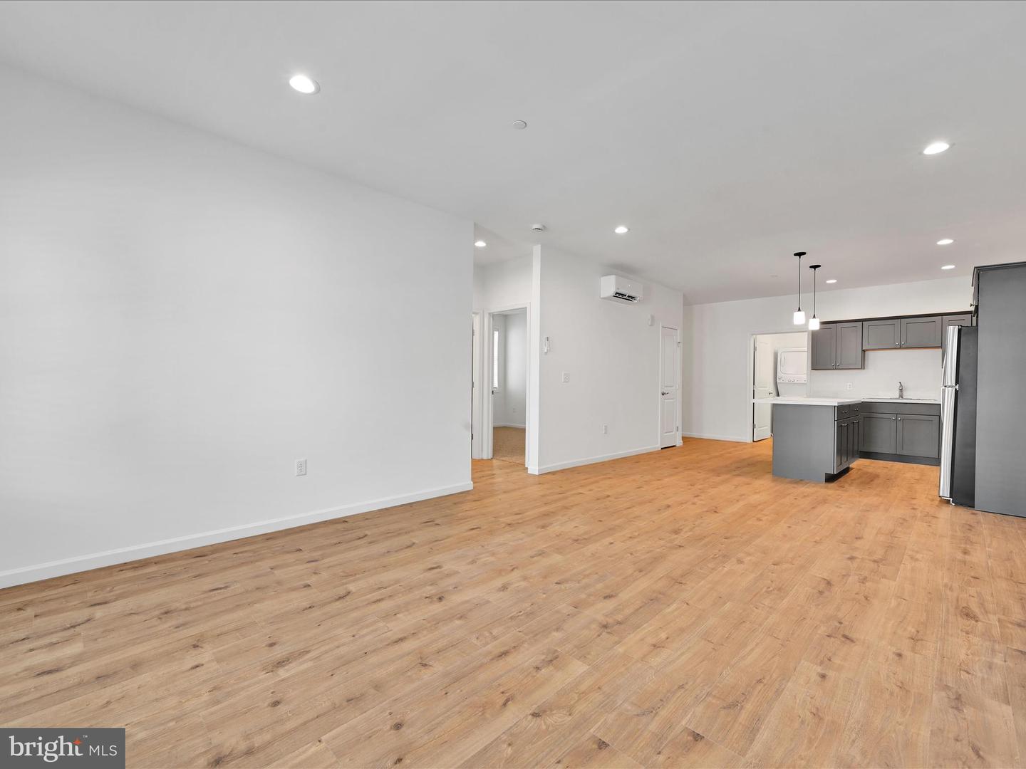 336 Main St Property Photo 16
