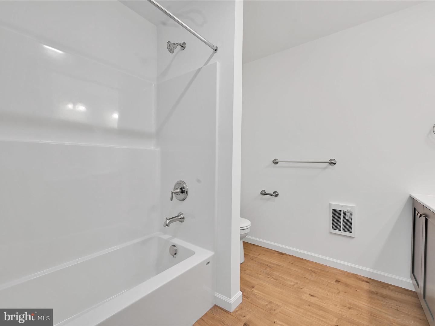 336 Main St Property Photo 56