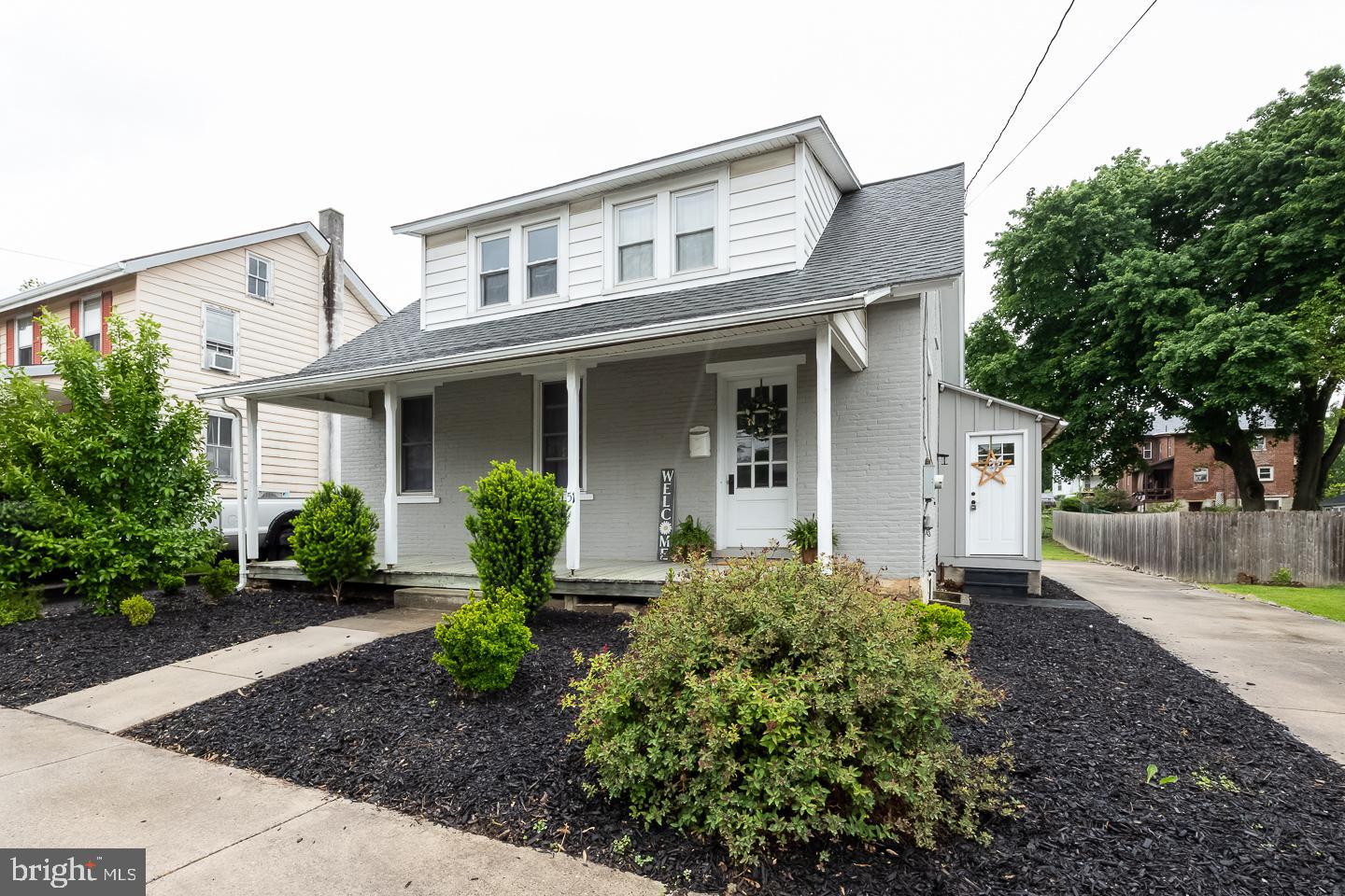 51 W Slokom Ave Property Photo