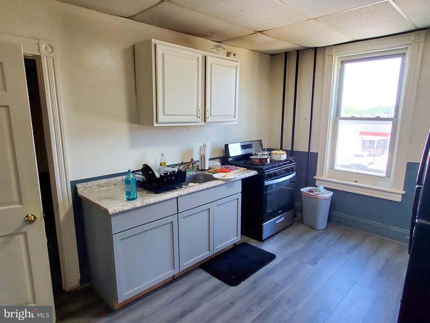 353 E New St Property Photo 13
