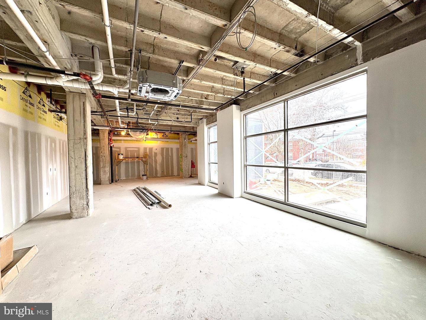 250 College Ave Property Photo 10