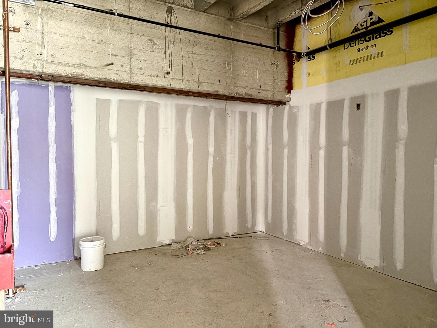 250 College Ave Property Photo 11