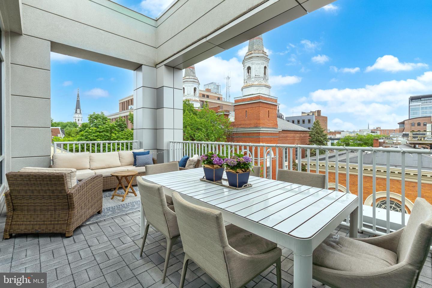 101 N QUEEN ST #409