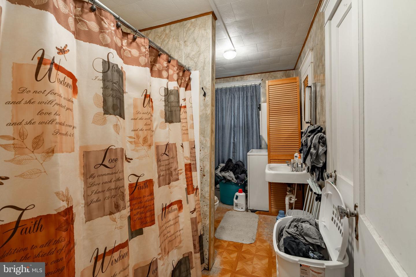 1136-1140 Steinmetz Rd Property Photo 17
