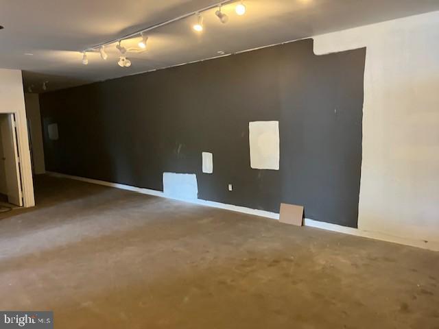 935 Chestnut St Property Photo 12