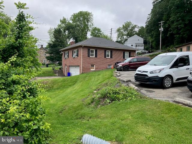 935 Chestnut St Property Photo 14