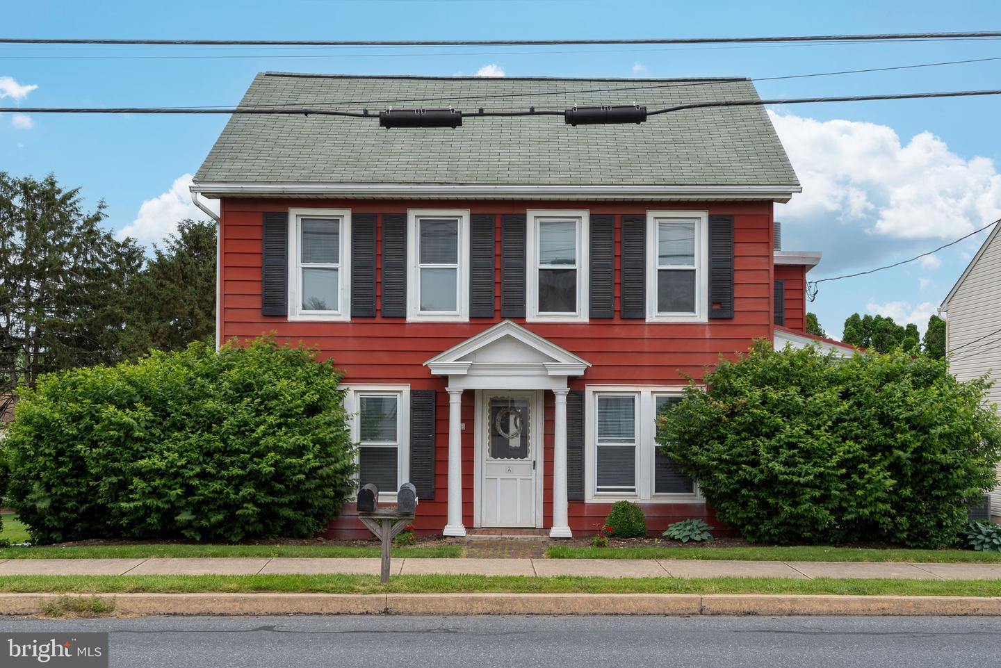 168 S Market St Property Photo 1