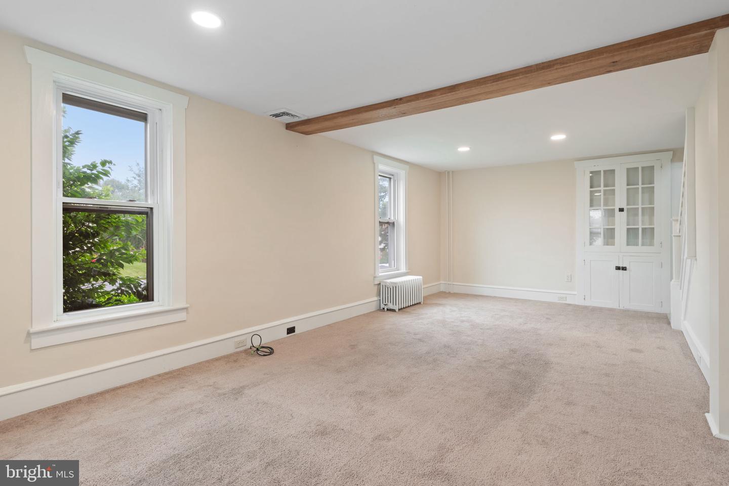 168 S Market St Property Photo 7