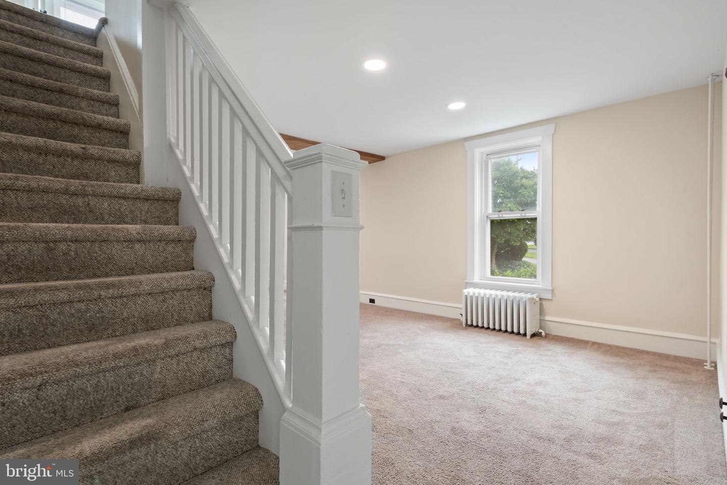 168 S Market St Property Photo 9