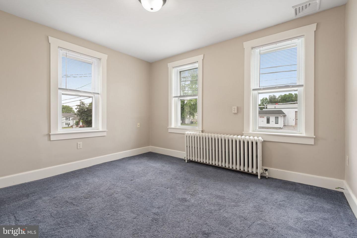 168 S Market St Property Photo 20