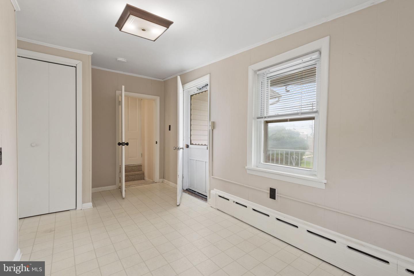 168 S Market St Property Photo 27