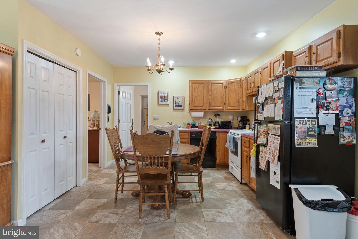 168 S Market St Property Photo 41