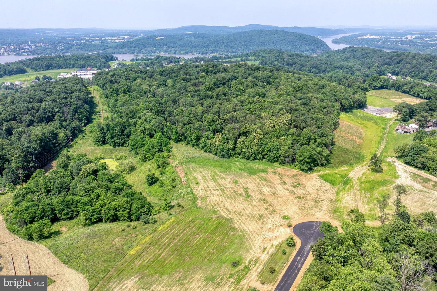 520 Phillips Dr #lot 5 Property Photo 3