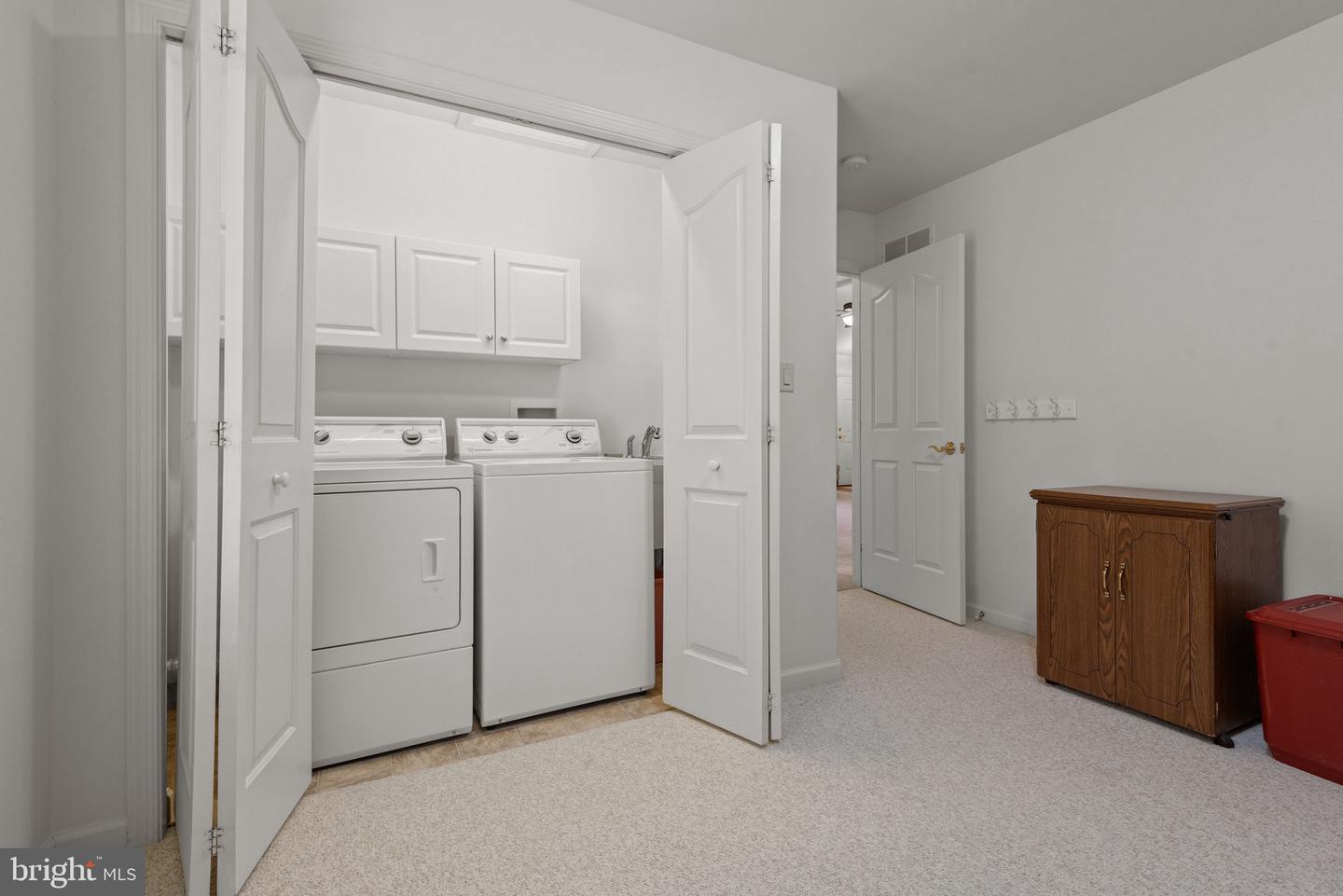 726 Heather Rdg Property Photo 24