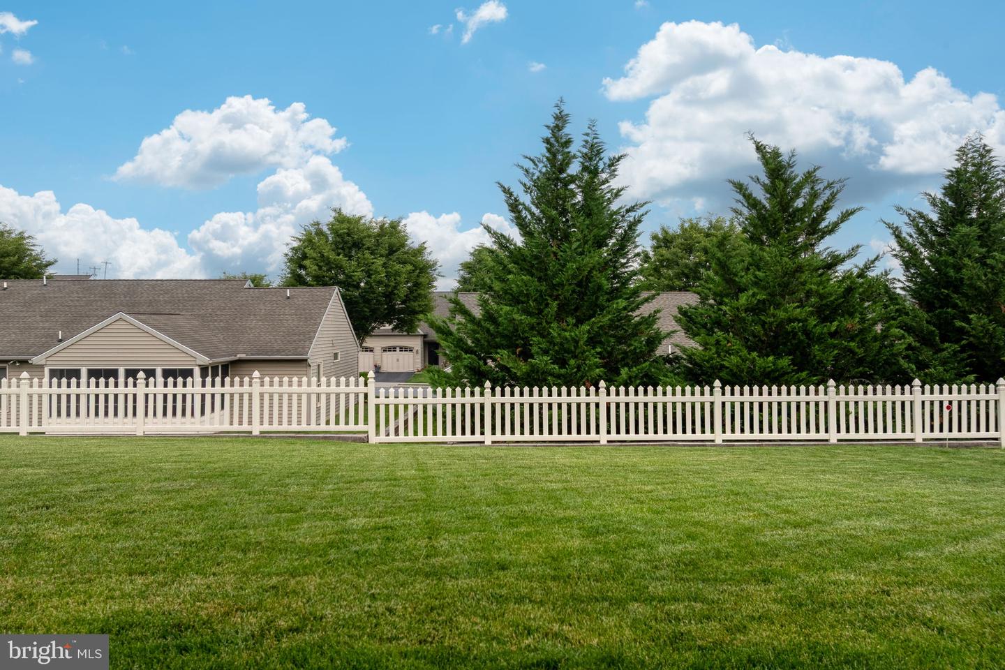 726 Heather Rdg Property Photo 34