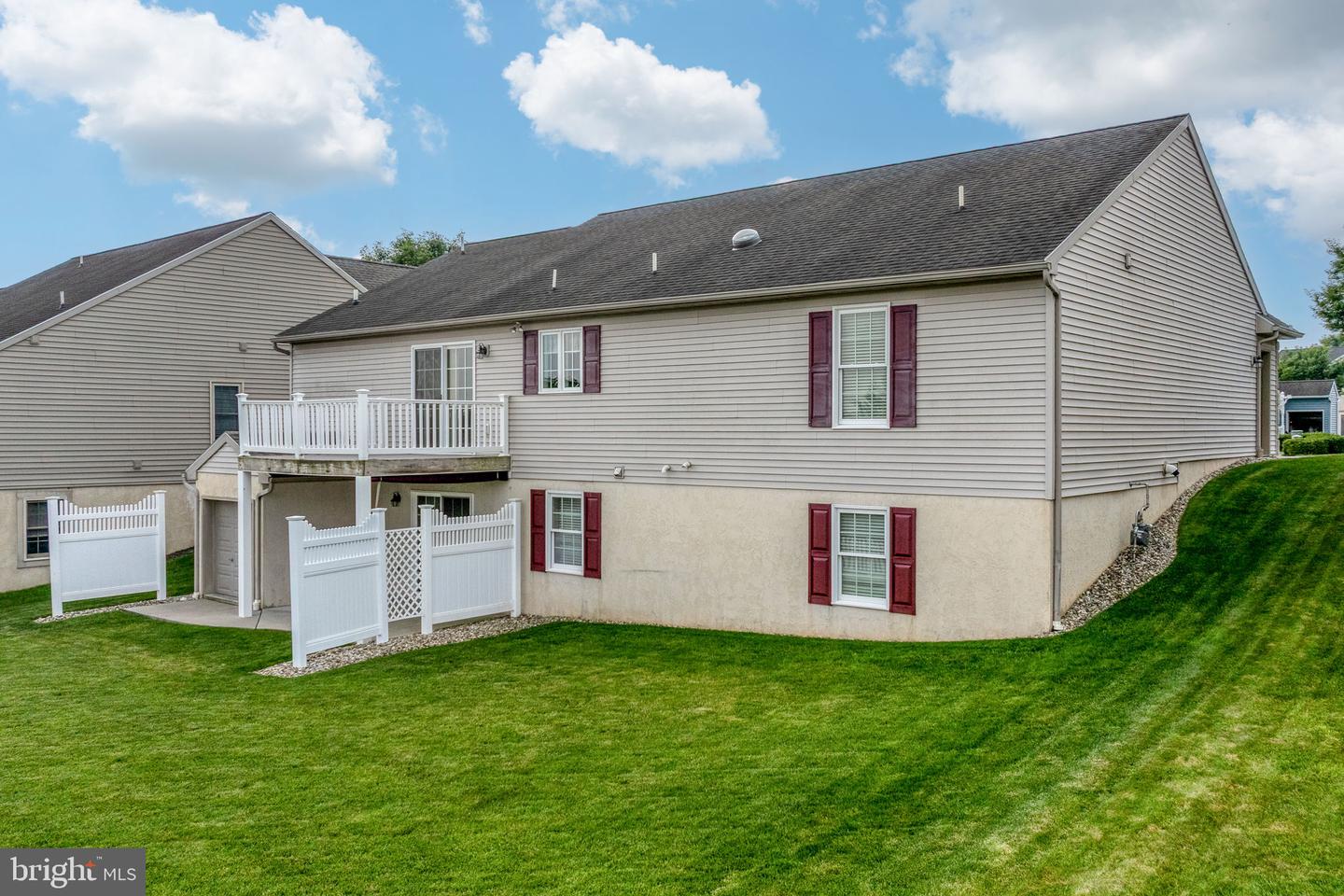 726 Heather Rdg Property Photo 36