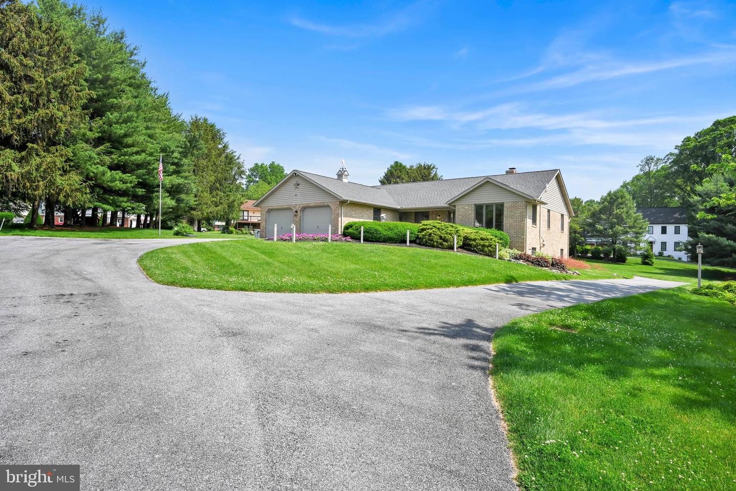 10a Farm Ln Property Photo 6
