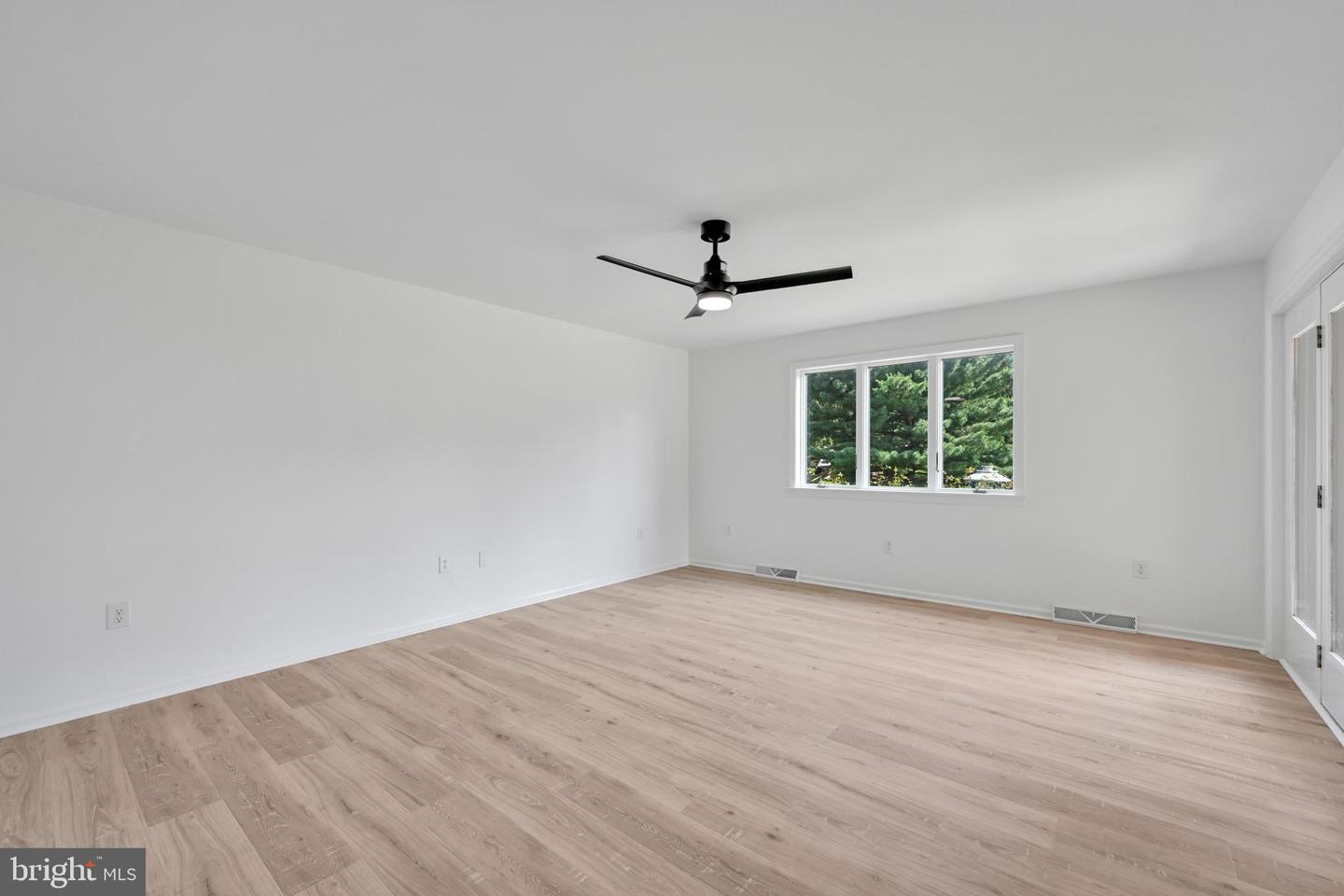 10a Farm Ln Property Photo 16