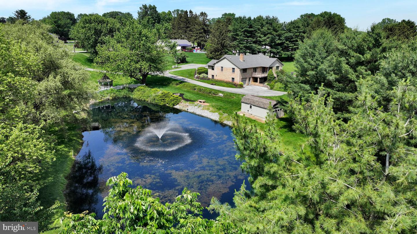 10a Farm Ln Property Photo 45