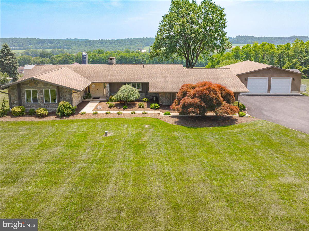 102 Upper Valley Rd Property Photo 1