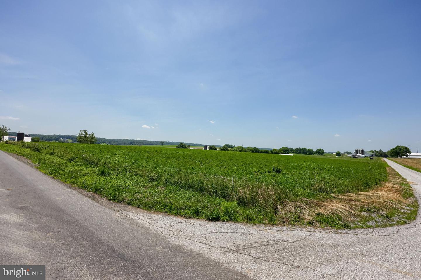 35 Kinzer Property Photo 21