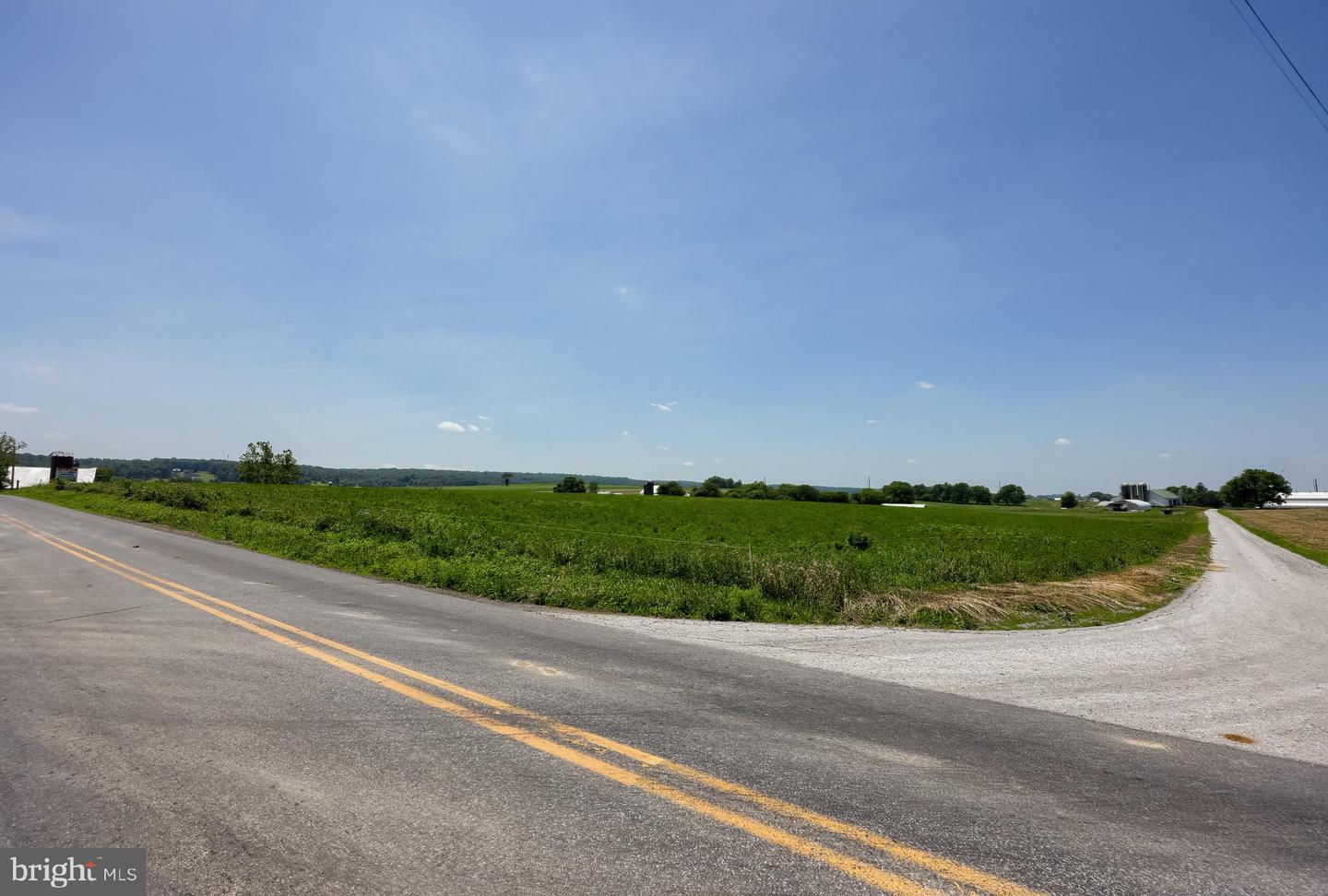35 Kinzer Property Photo 22