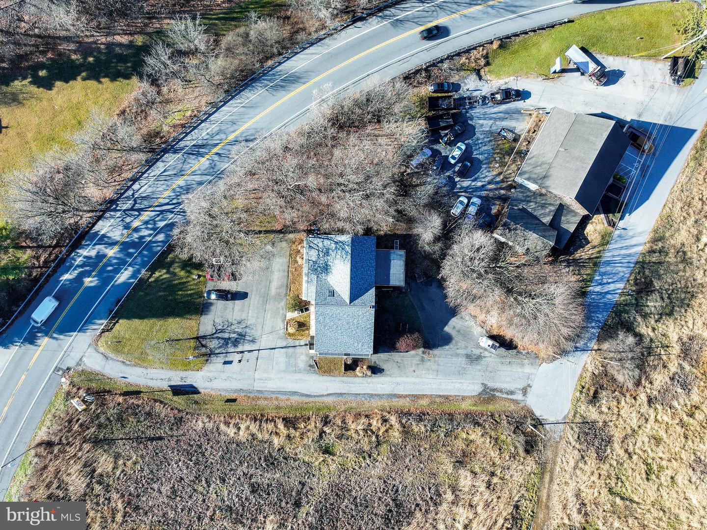830 Flory Mill Rd Property Photo 12