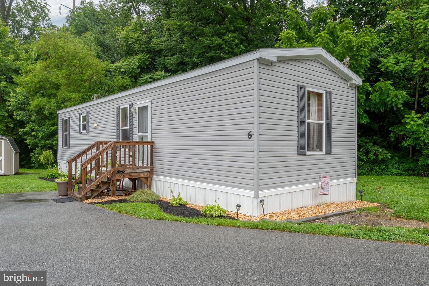 6 Brackbill Ct Property Photo 1