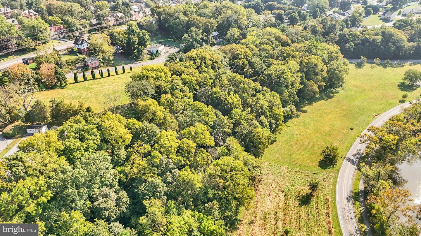 516 Conestoga Greenway Property Photo 11