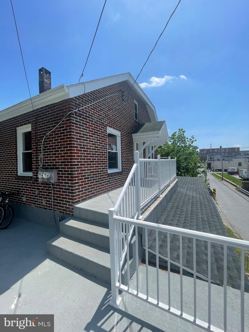 36-38 E Hummelstown St Property Photo 37
