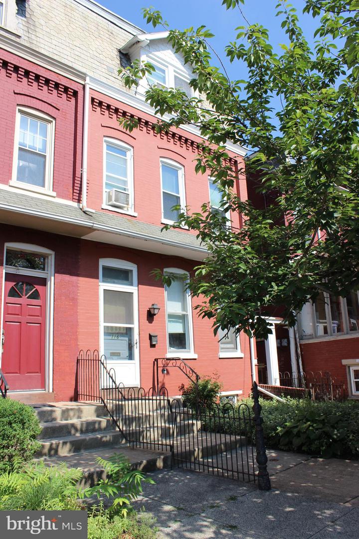 116 College Ave Property Photo 2