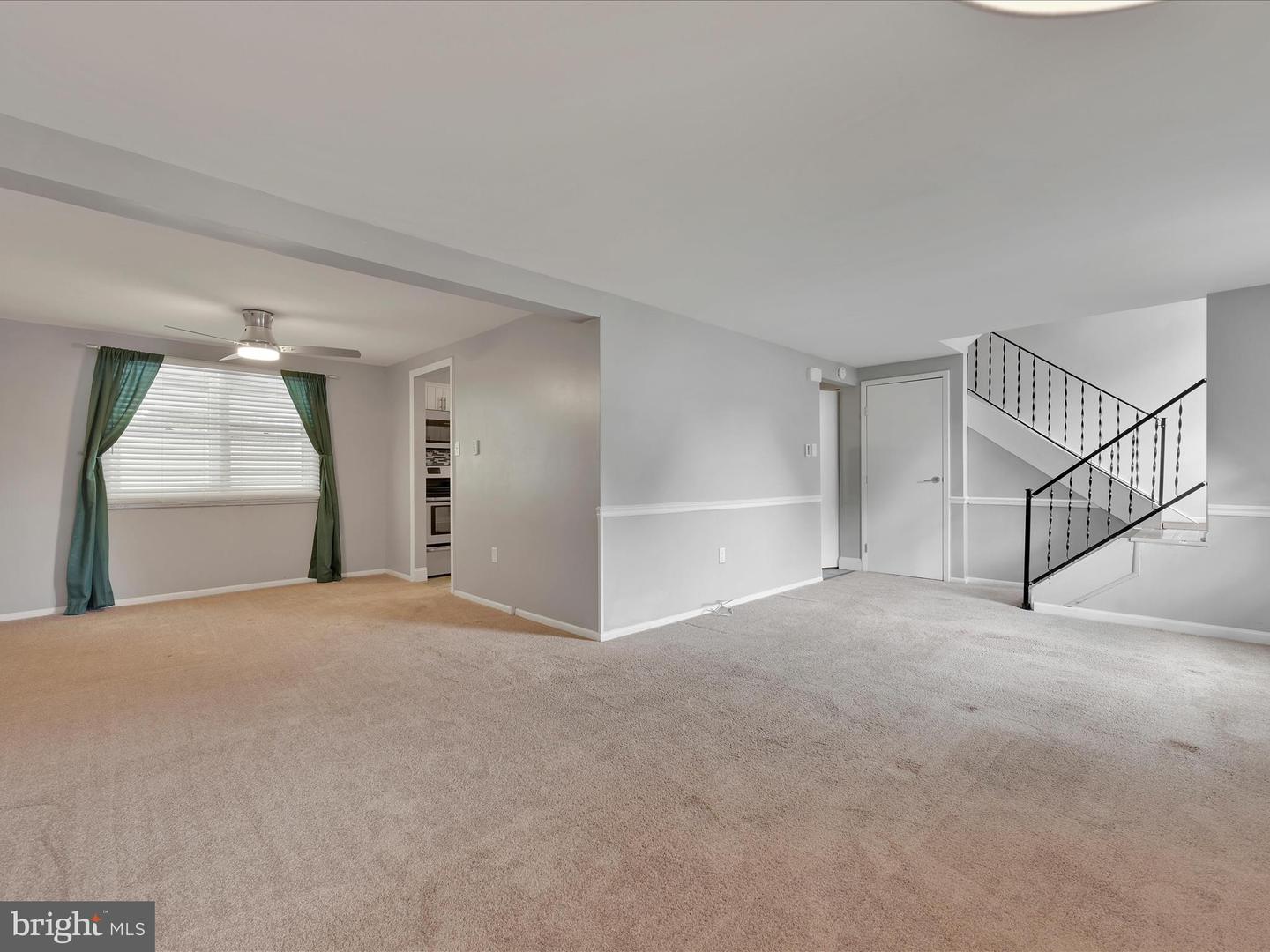 163 Irene Ave Property Photo 6