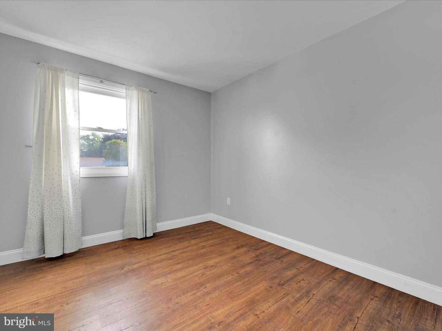 163 Irene Ave Property Photo 17