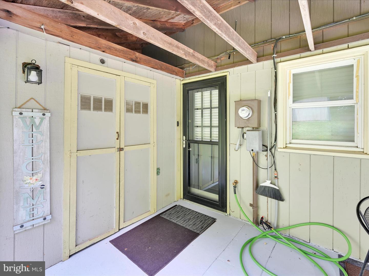 163 Irene Ave Property Photo 22
