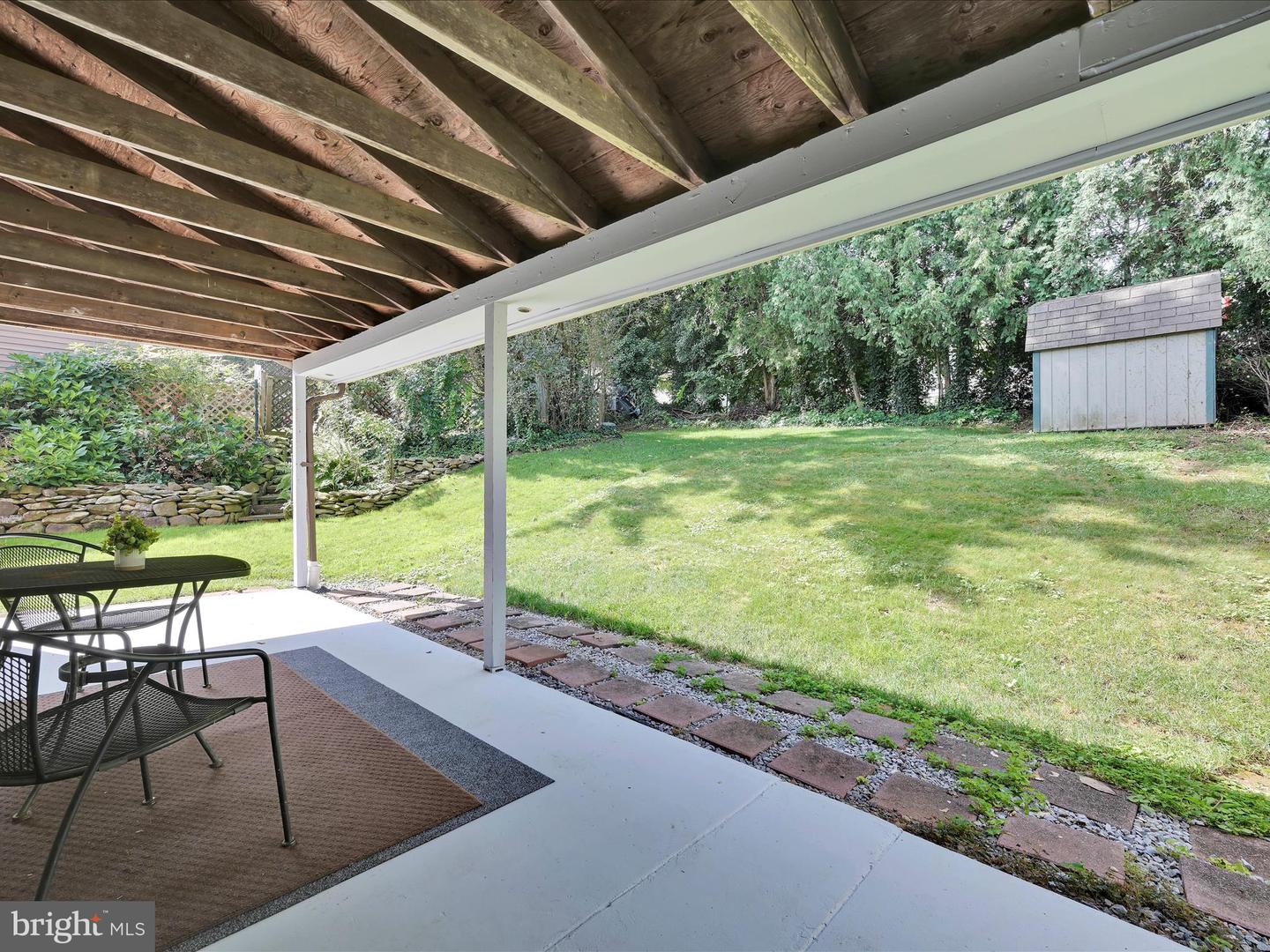 163 Irene Ave Property Photo 23