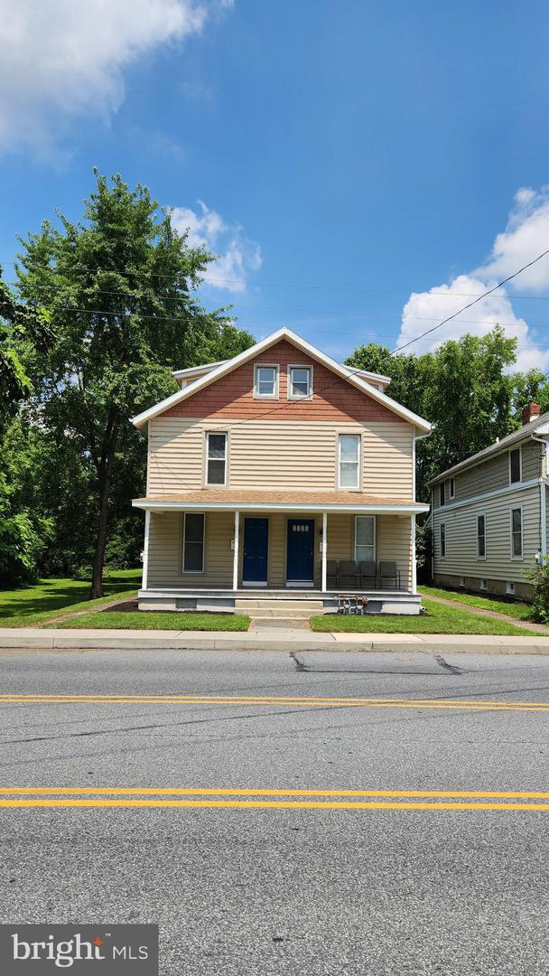 33 W Bainbridge St Property Photo 1