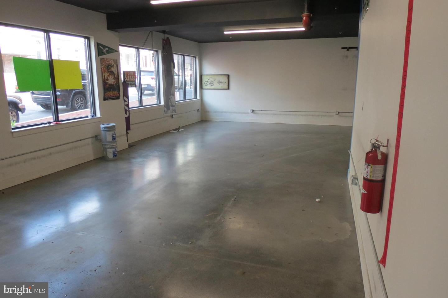 132 Locust St #first Floor 101 Property Photo 4