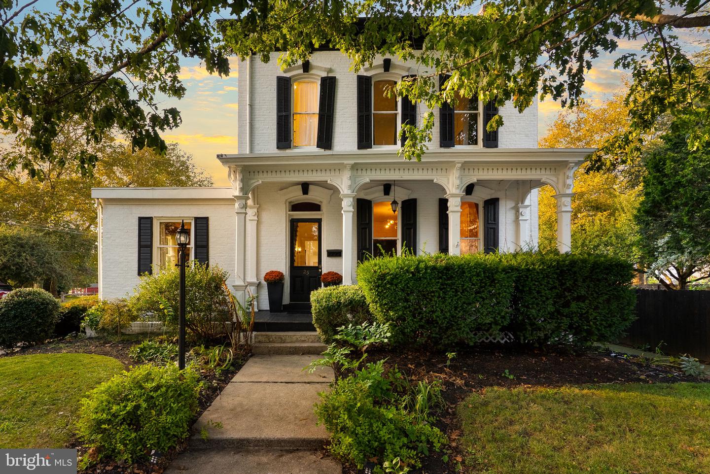 25 W High St Property Photo 1