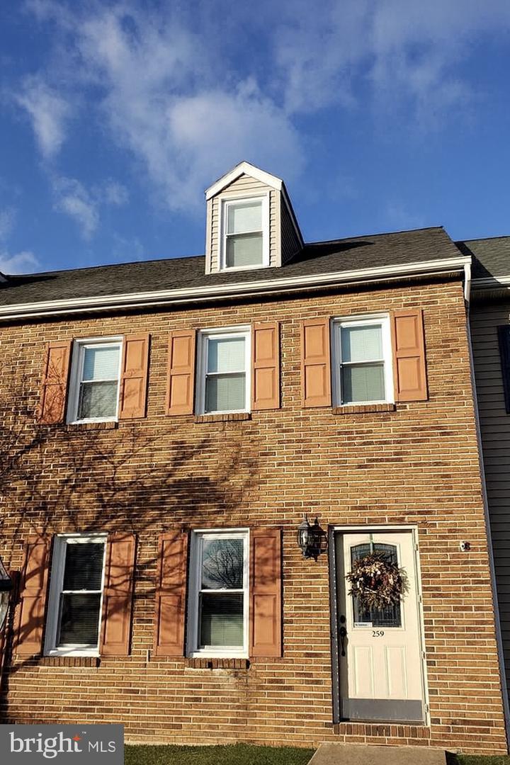 259 Heatherwood Dr Property Photo 1