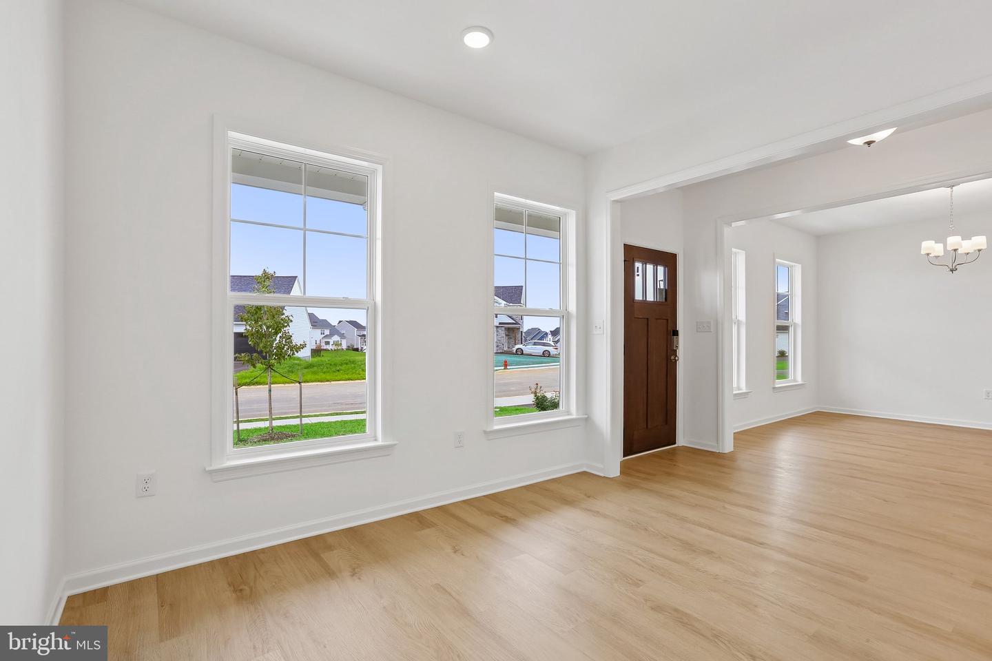 440 Parkside Way Property Photo 12