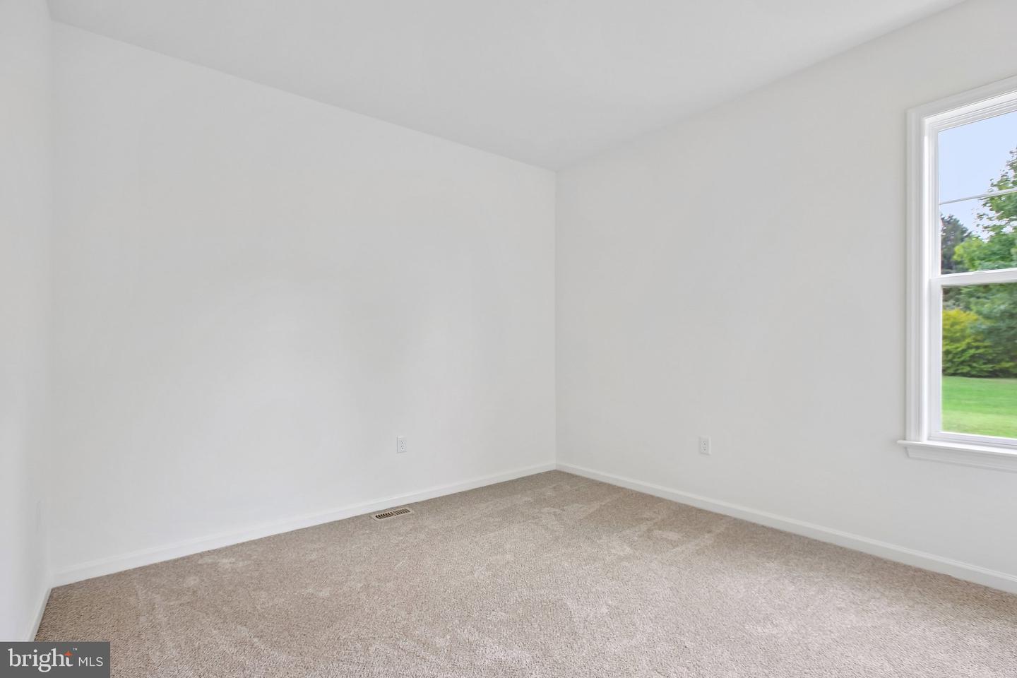 440 Parkside Way Property Photo 30
