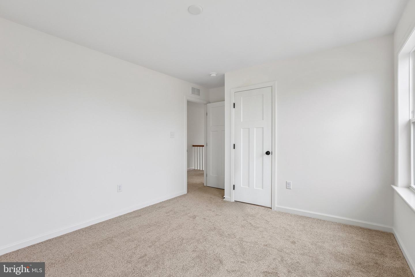 440 Parkside Way Property Photo 37