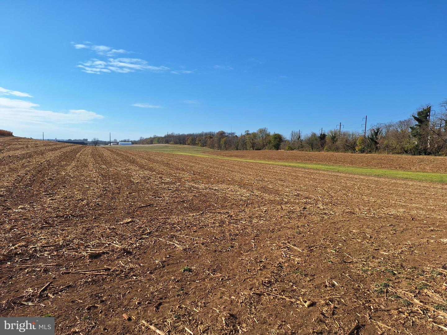 12 S Kinzer Rd Property Photo 8