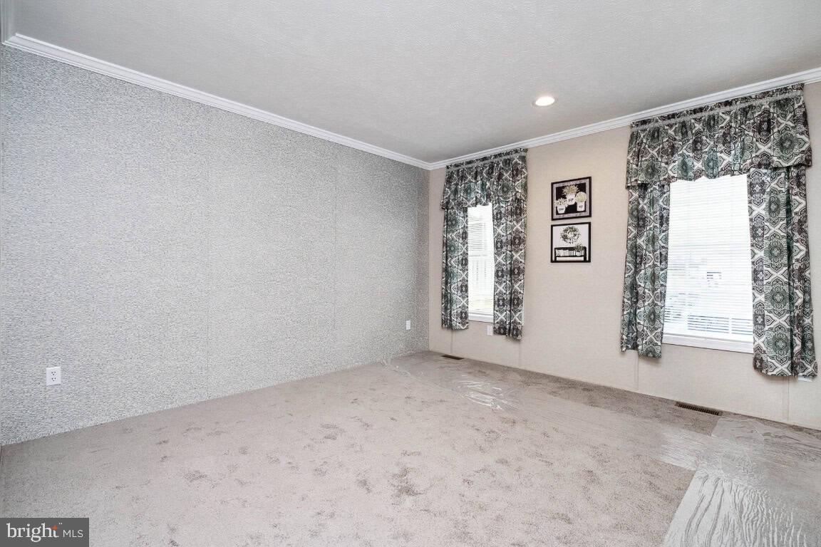30d Debra Cir Property Photo 12