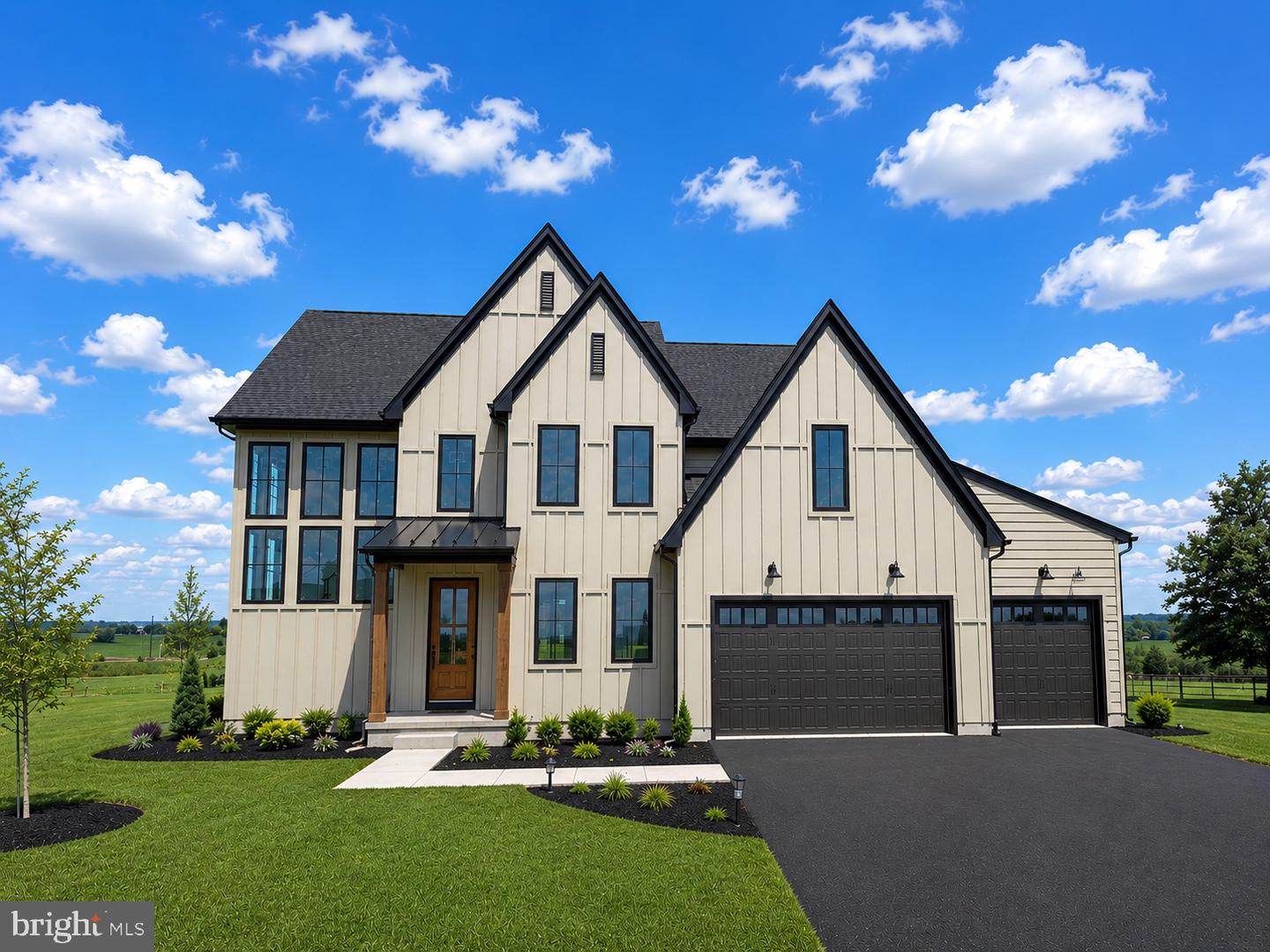 3 BALSAM LN