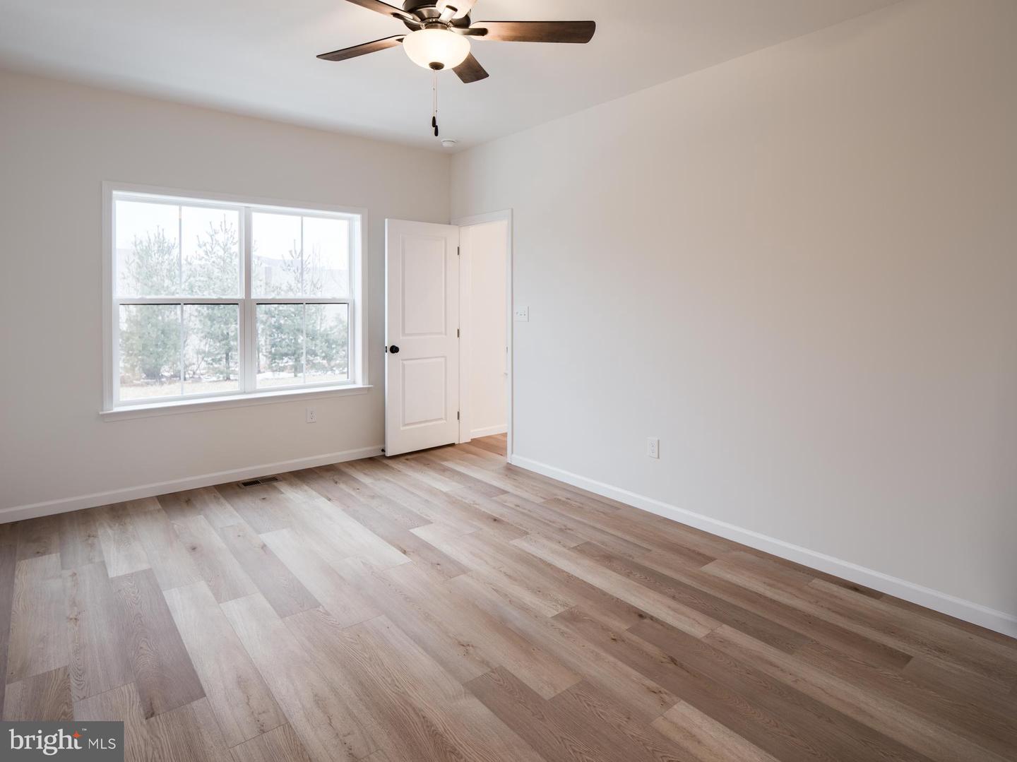 1229 Hershey Ln #crestwood Property Photo 32