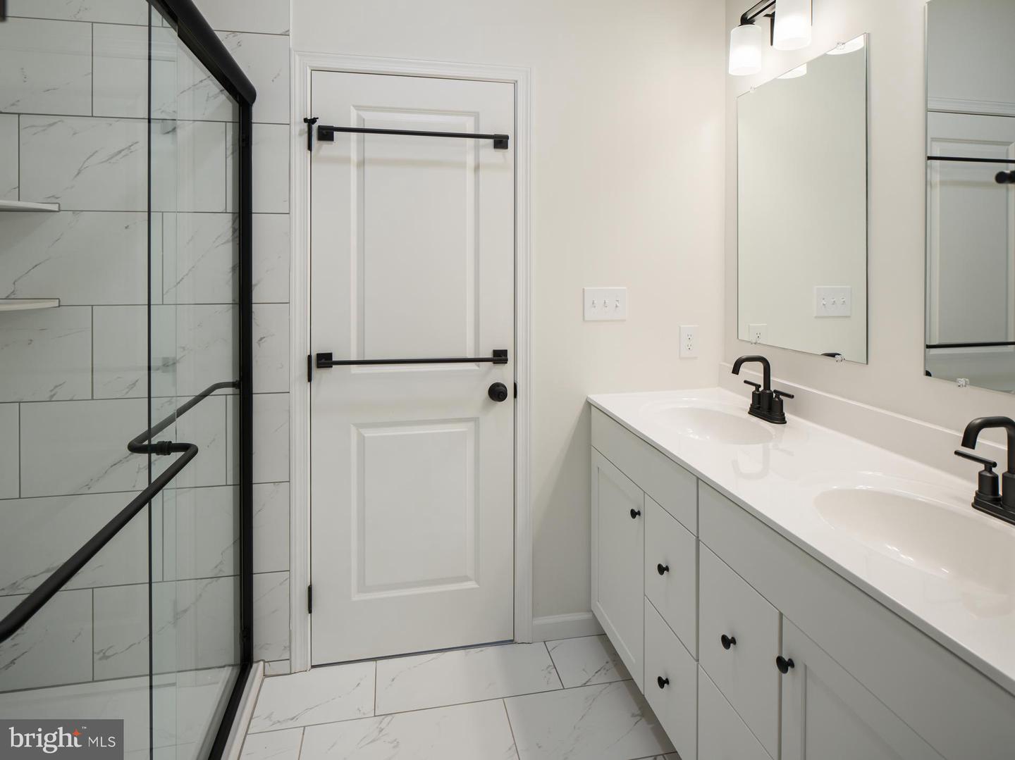 1229 Hershey Ln #crestwood Property Photo 34