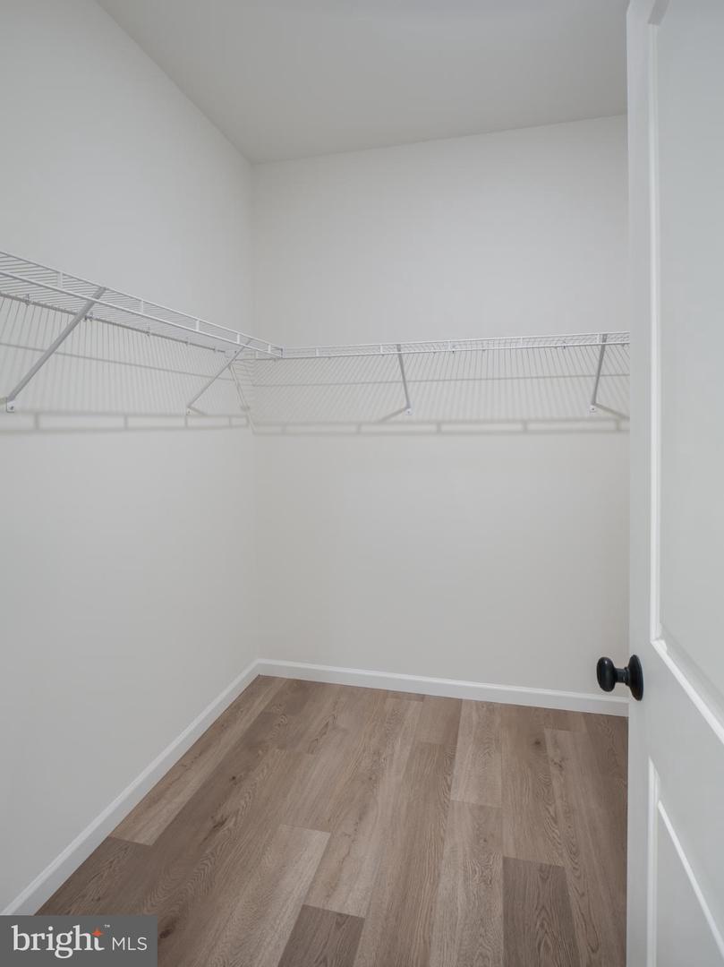 1229 Hershey Ln #crestwood Property Photo 37