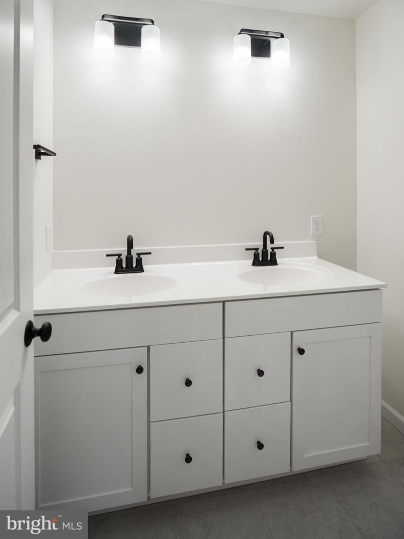 1229 Hershey Ln #crestwood Property Photo 40